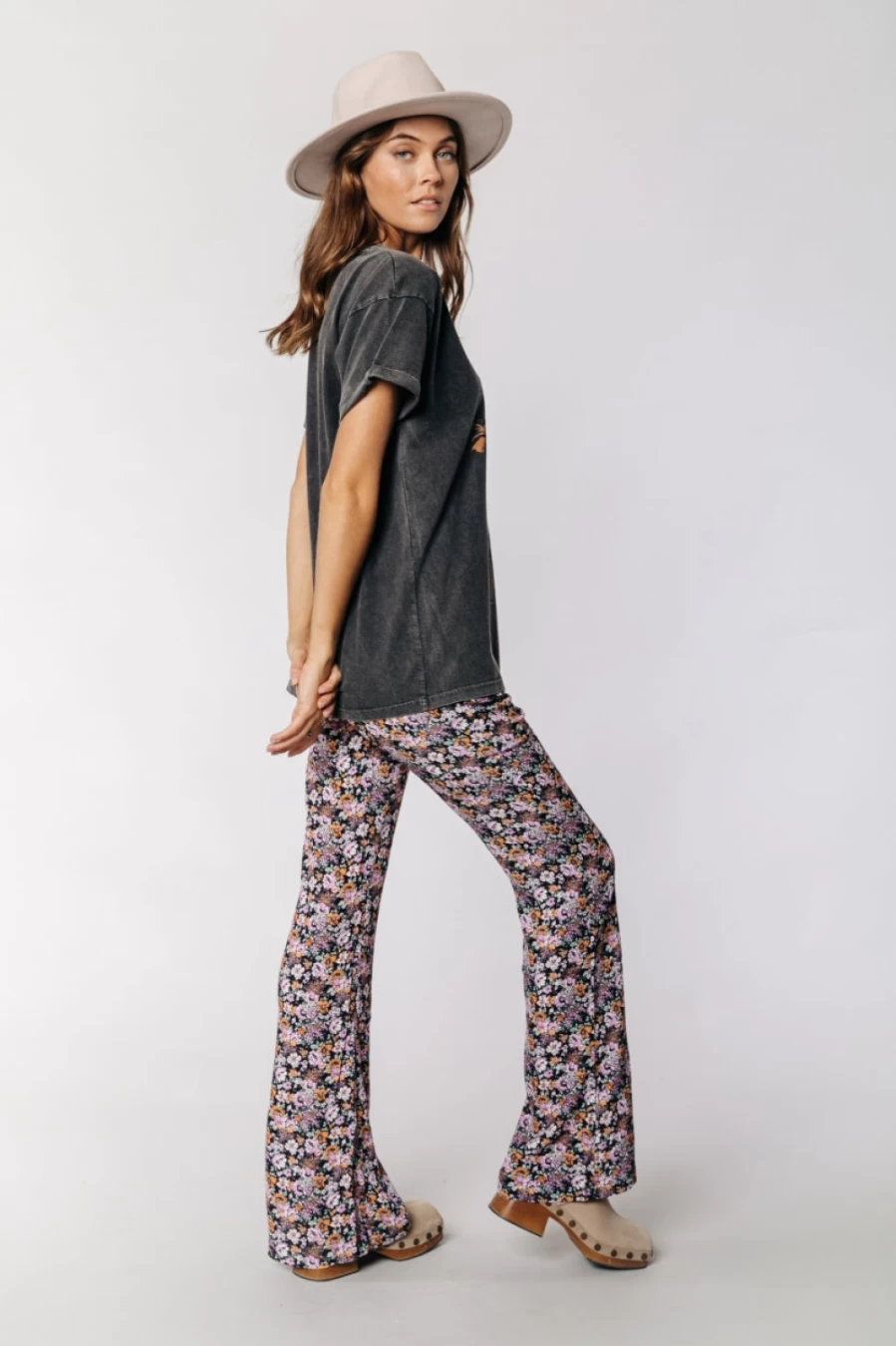 Colourful Rebel Women's Nadine Ditzy Flower Flare Pants - Multicolor Boho Chic High Waisted Wide Leg Trousers