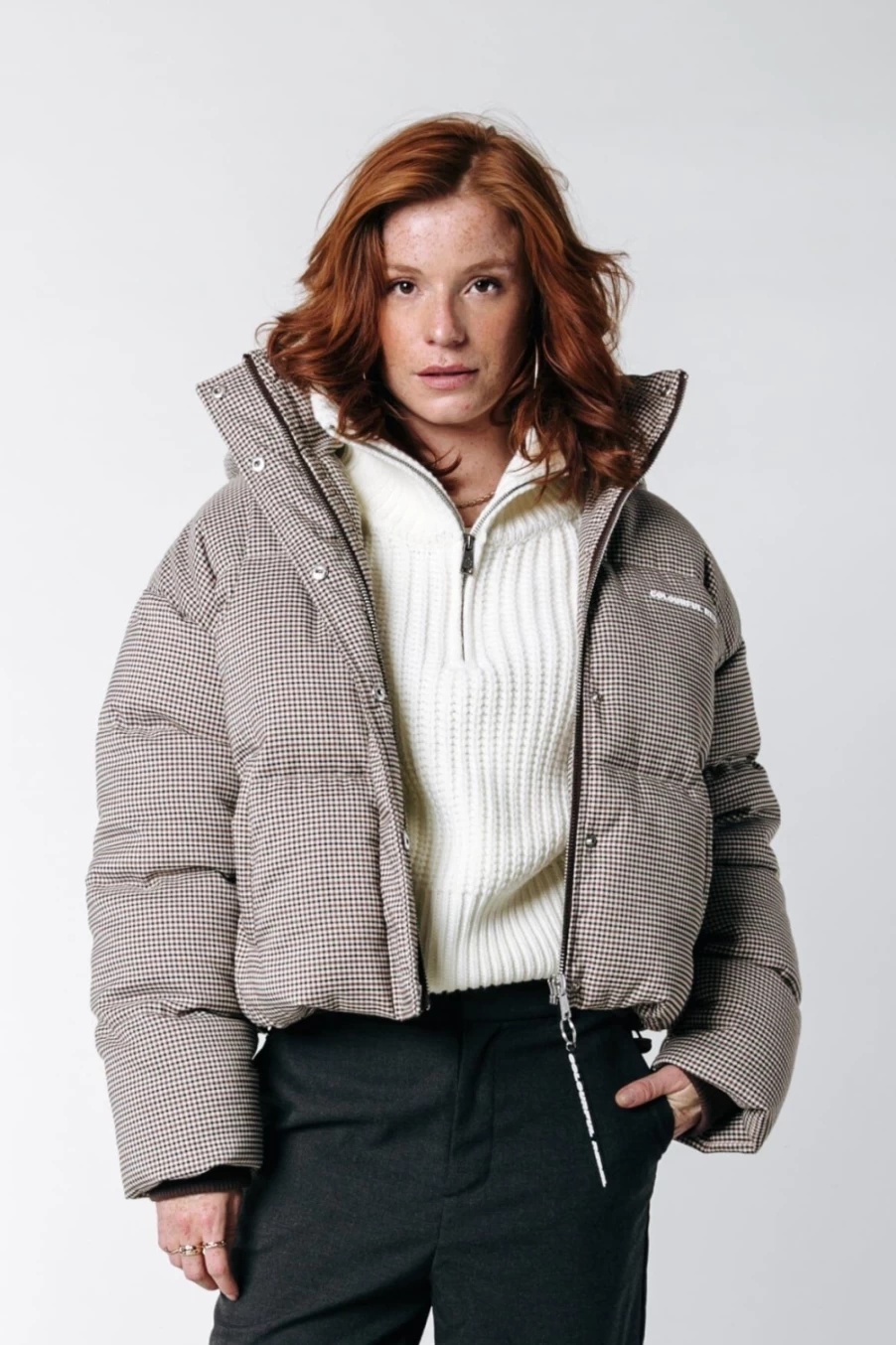 Colourful Rebel Women's Brown Dogtooth Print Cropped Puffer Jacket